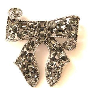 KENNETH JAY LANE, VINTAGE BOW PIN, ANTIQUE SILVER & BLACK DIAMOND CRYSTALS